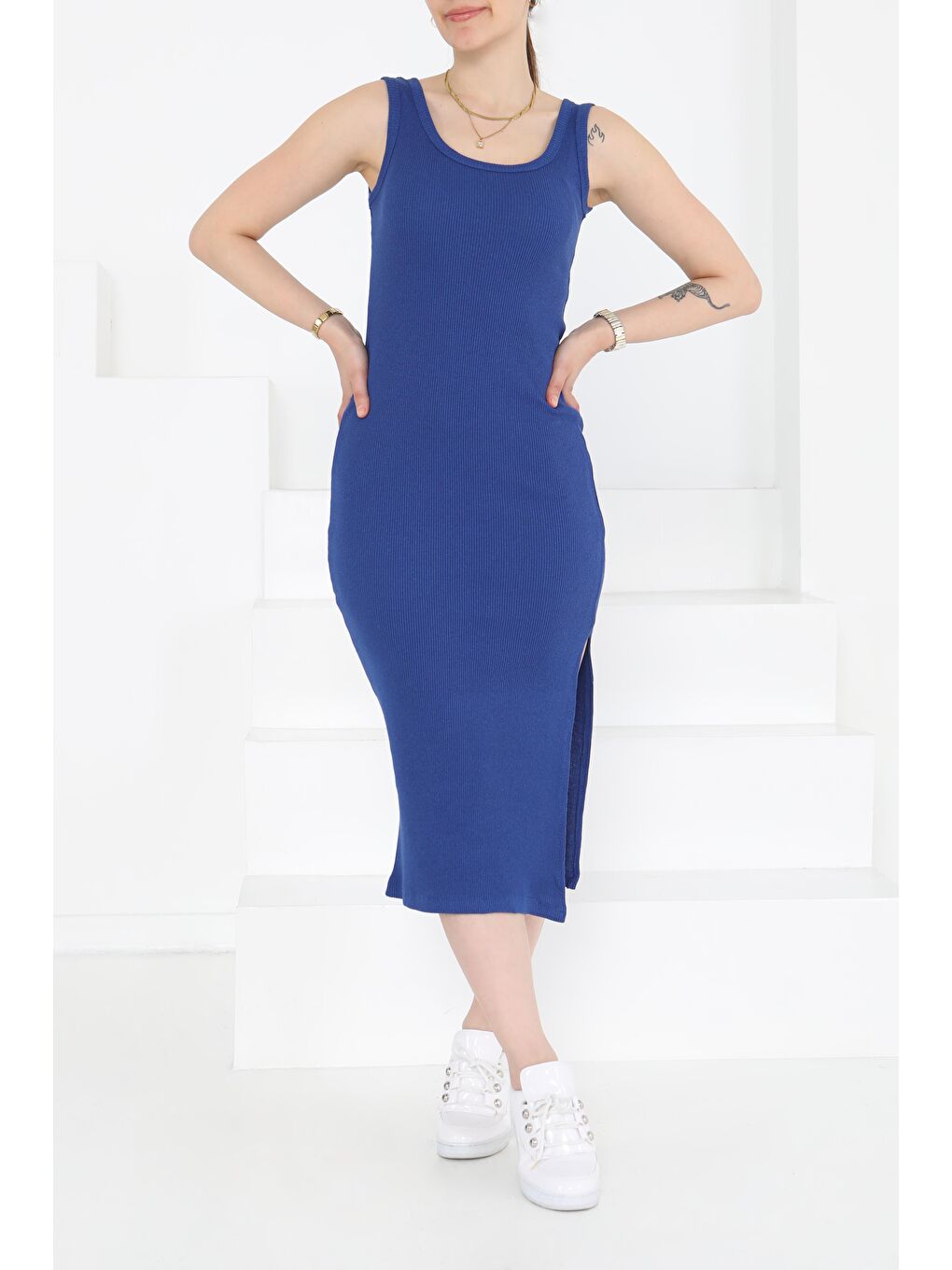 Mavi Kare Yaka Yırtmaçlı Midi Elbise Saks - 27230-2