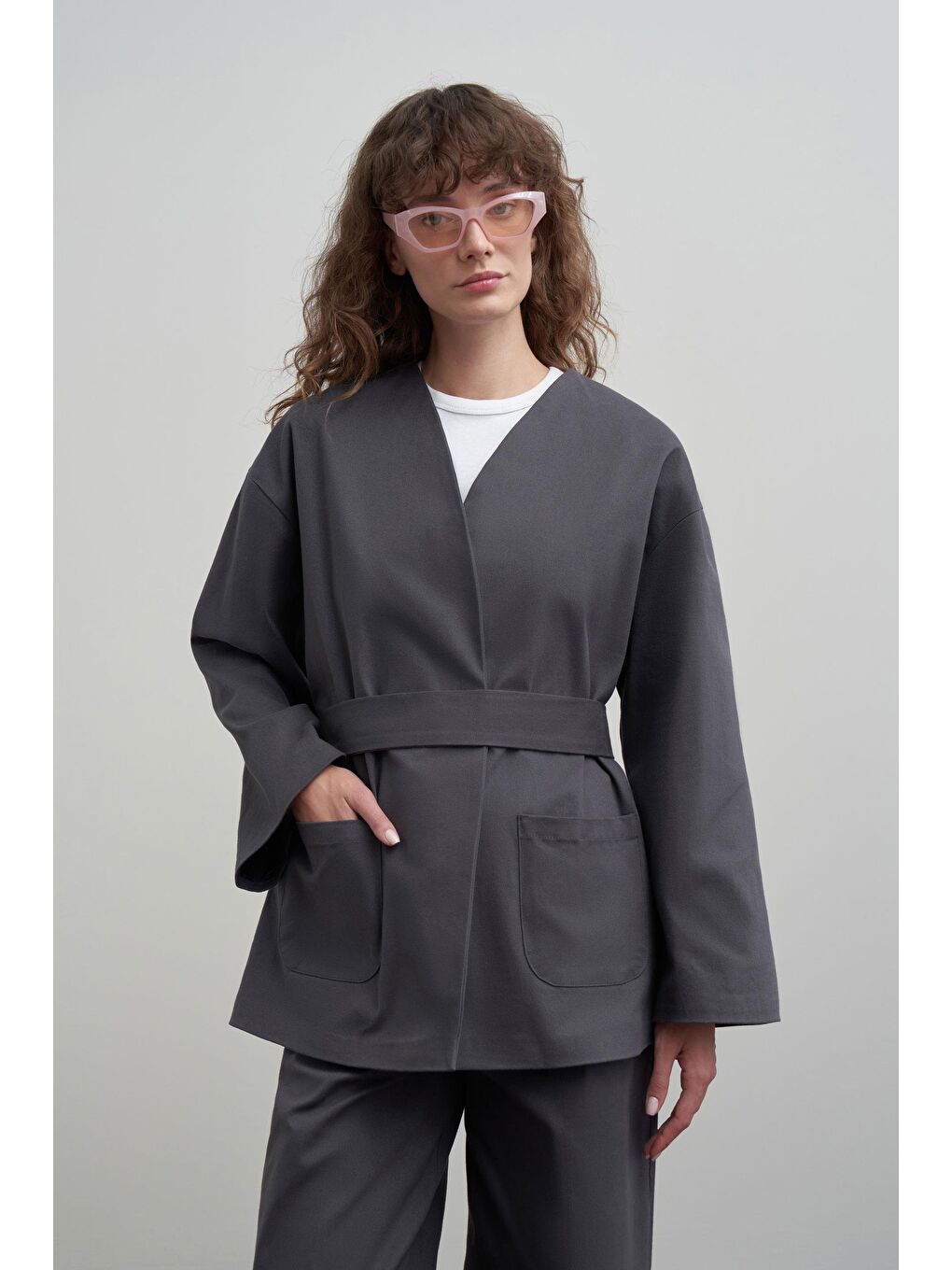 Antrasit-V Yaka Kuşaklı Gabardin Ceket-3