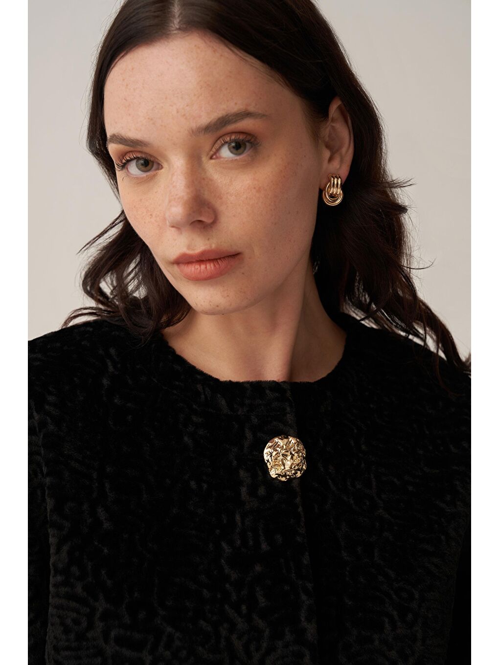 Siyah-Büyük Gold Düğmeli Kaşe Ceket-4