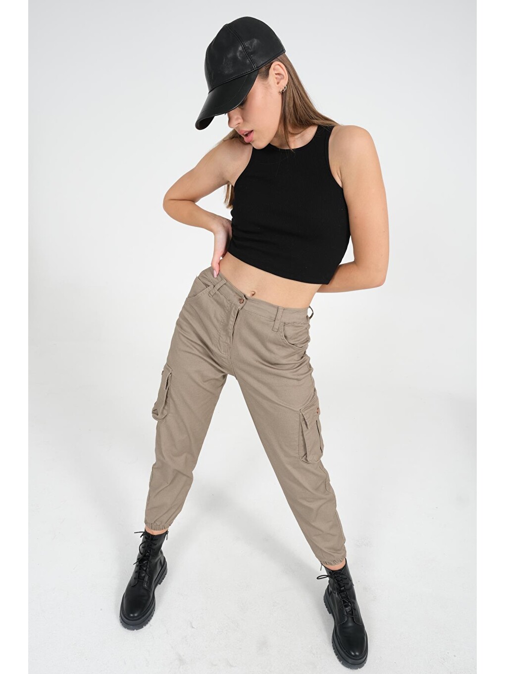 Bej Jogger Rahat Kalıp Paça Lastikli Kargo Cepli Gabardin Kadın Pantolon-5