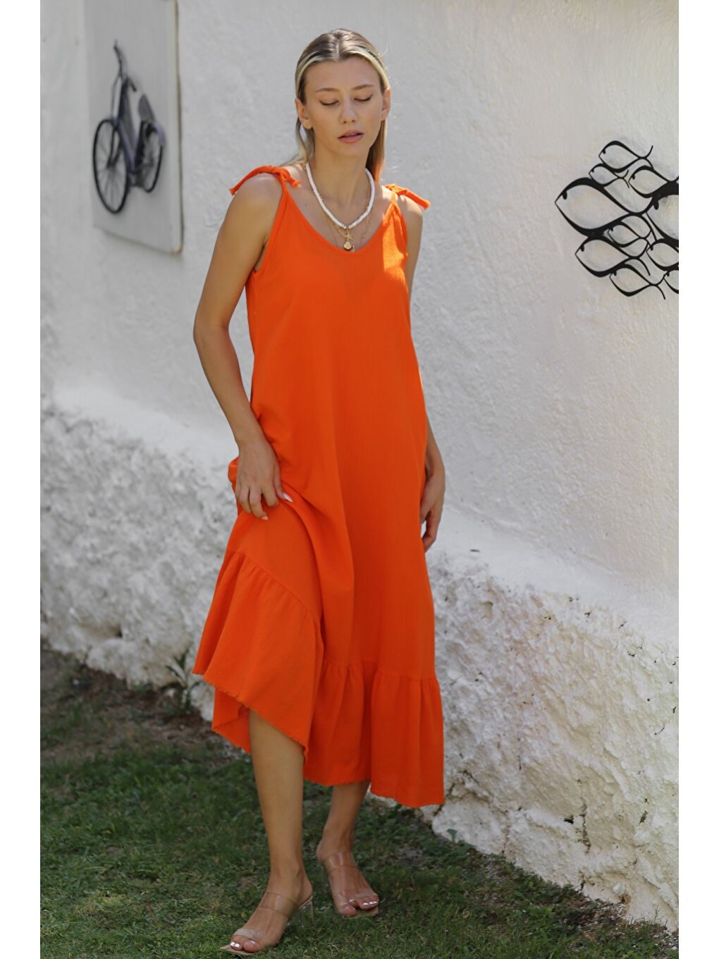 Turuncu Askılı Eteği Fırfırlı Yıkamalı Dokuma Casual Pamuklu Elbise-1