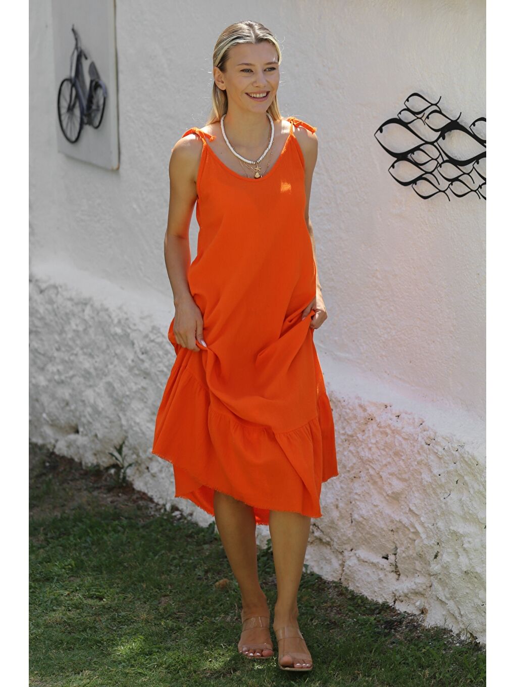 Turuncu Askılı Eteği Fırfırlı Yıkamalı Dokuma Casual Pamuklu Elbise-2