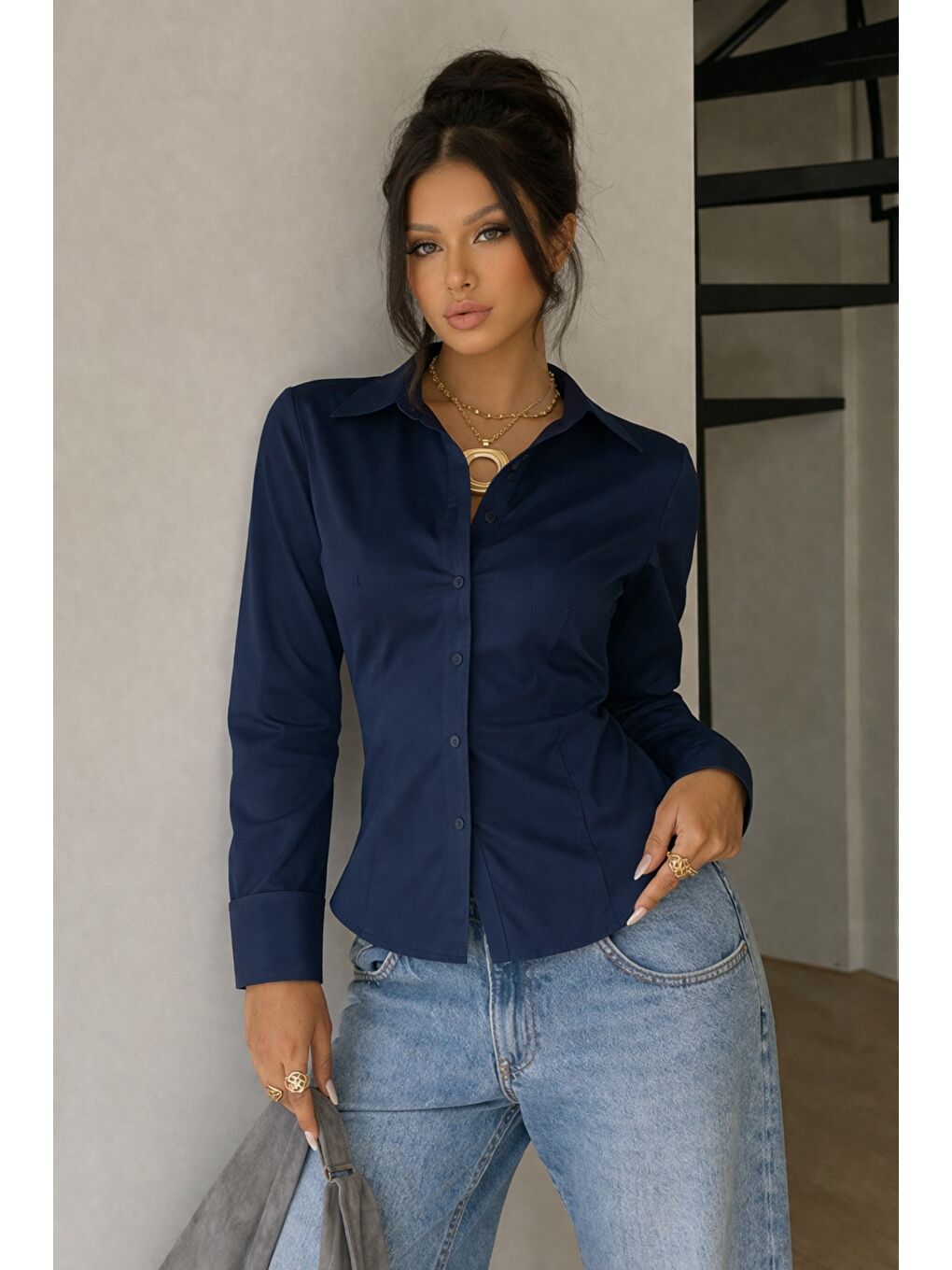 Lacivert Kadın Premium Gömlek Slim Fit Uzun Kollu Ofis Günlük Kombin Basic Klasik Gömlek