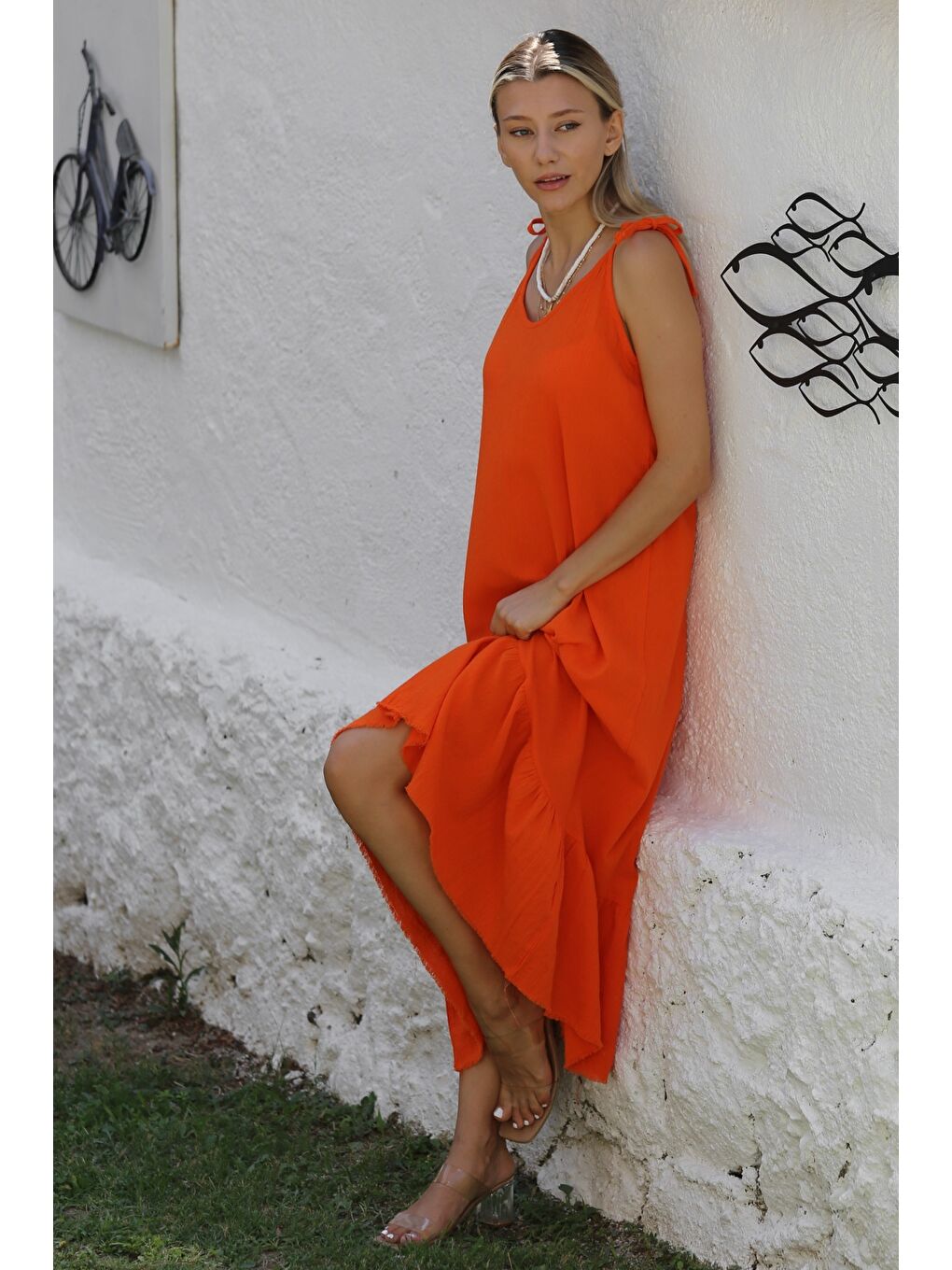Turuncu Askılı Eteği Fırfırlı Yıkamalı Dokuma Casual Pamuklu Elbise-5