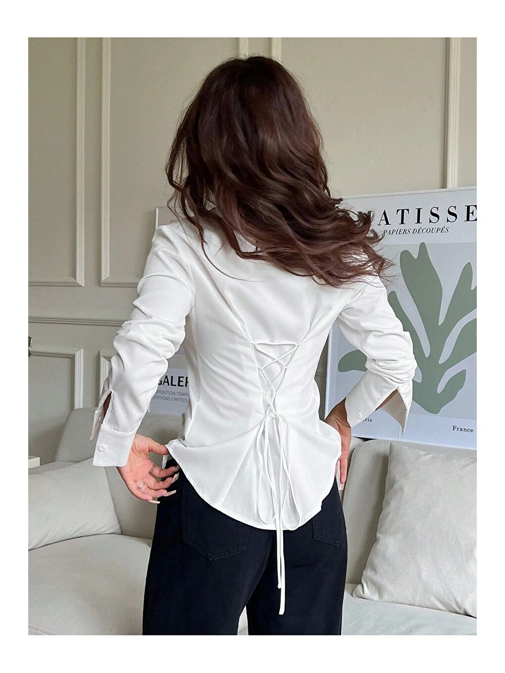 Beyaz Kadın Arkası Bağcıklı Gömlek Slim Fit Günlük ve Ofis Kombin Modern Tasarım-3