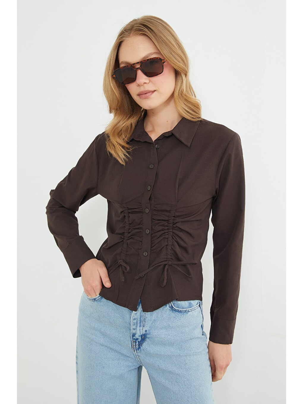 Kahverengi Önü Büzgülü Slim Fit Gömlek-2