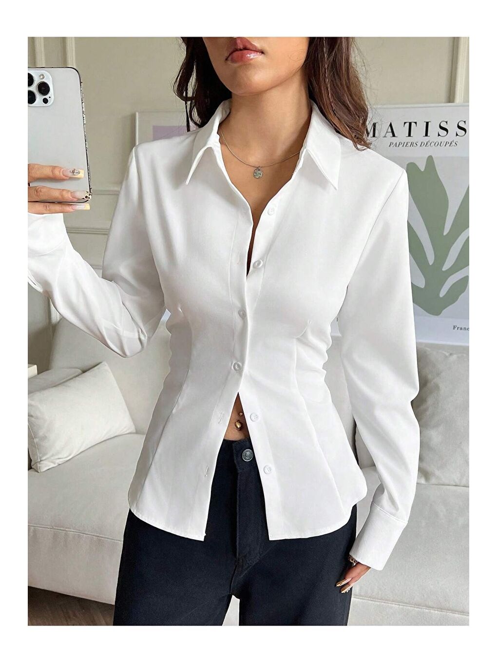 Beyaz Kadın Arkası Bağcıklı Gömlek Slim Fit Günlük ve Ofis Kombin Modern Tasarım-5