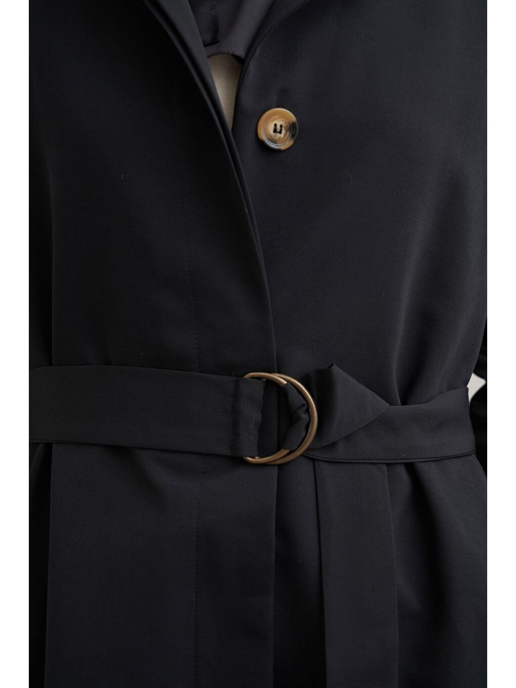 Siyah-Kuşaklı Uzun Trençkot-7