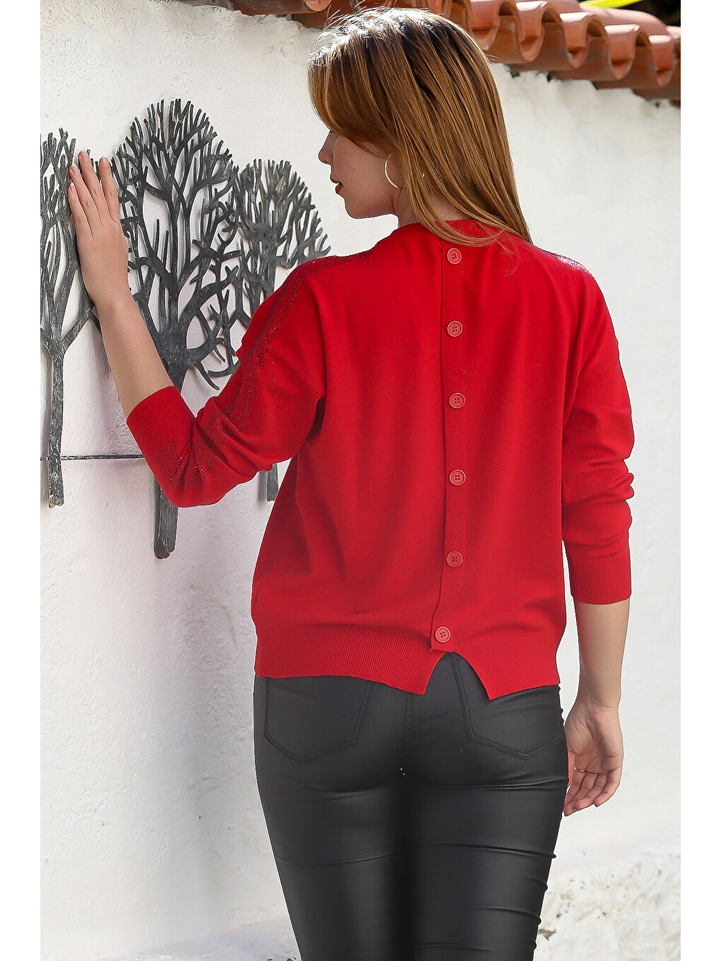 Kırmızı Yuvarlak Yaka Uzun Kol Arkası Düğmeli Taşlı Casual Triko Kazak 65 60-7