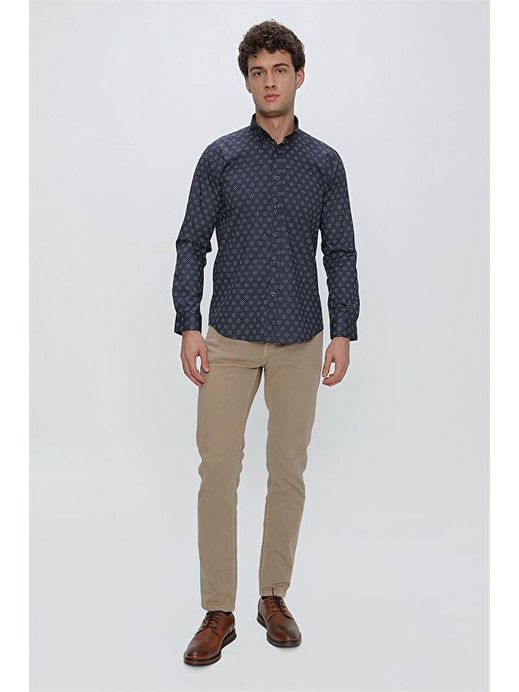 Koyu Lacivert Uzun Kol Klasik Slim Fit Pamuklu Elastanlı Gömlek 1004225244-1