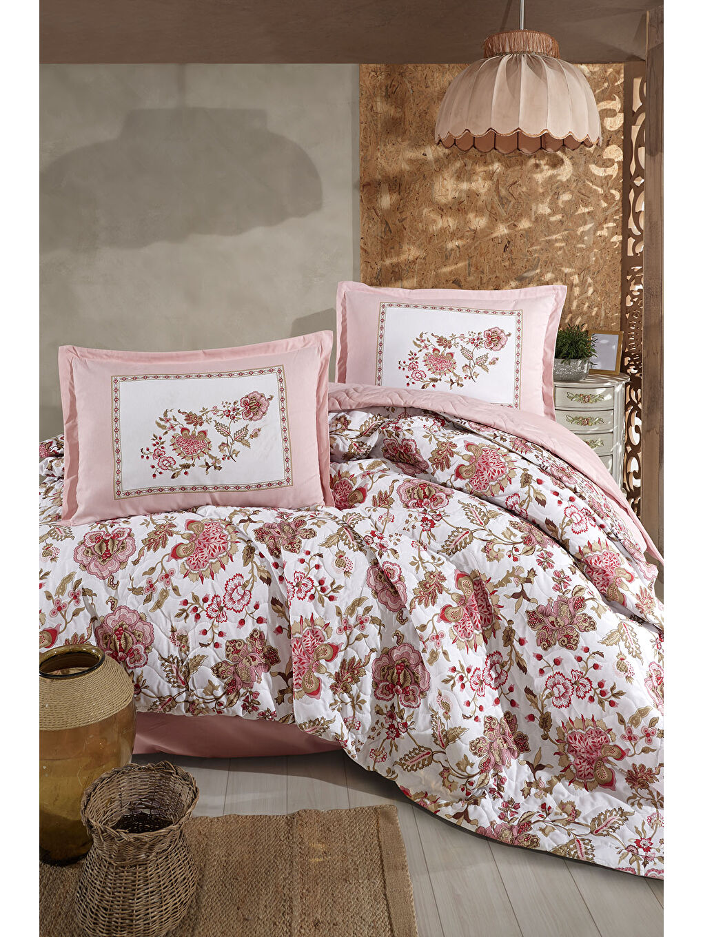 Pembe %100 Pamuk Çift Kişilik Dört Mevsim Set Omeya