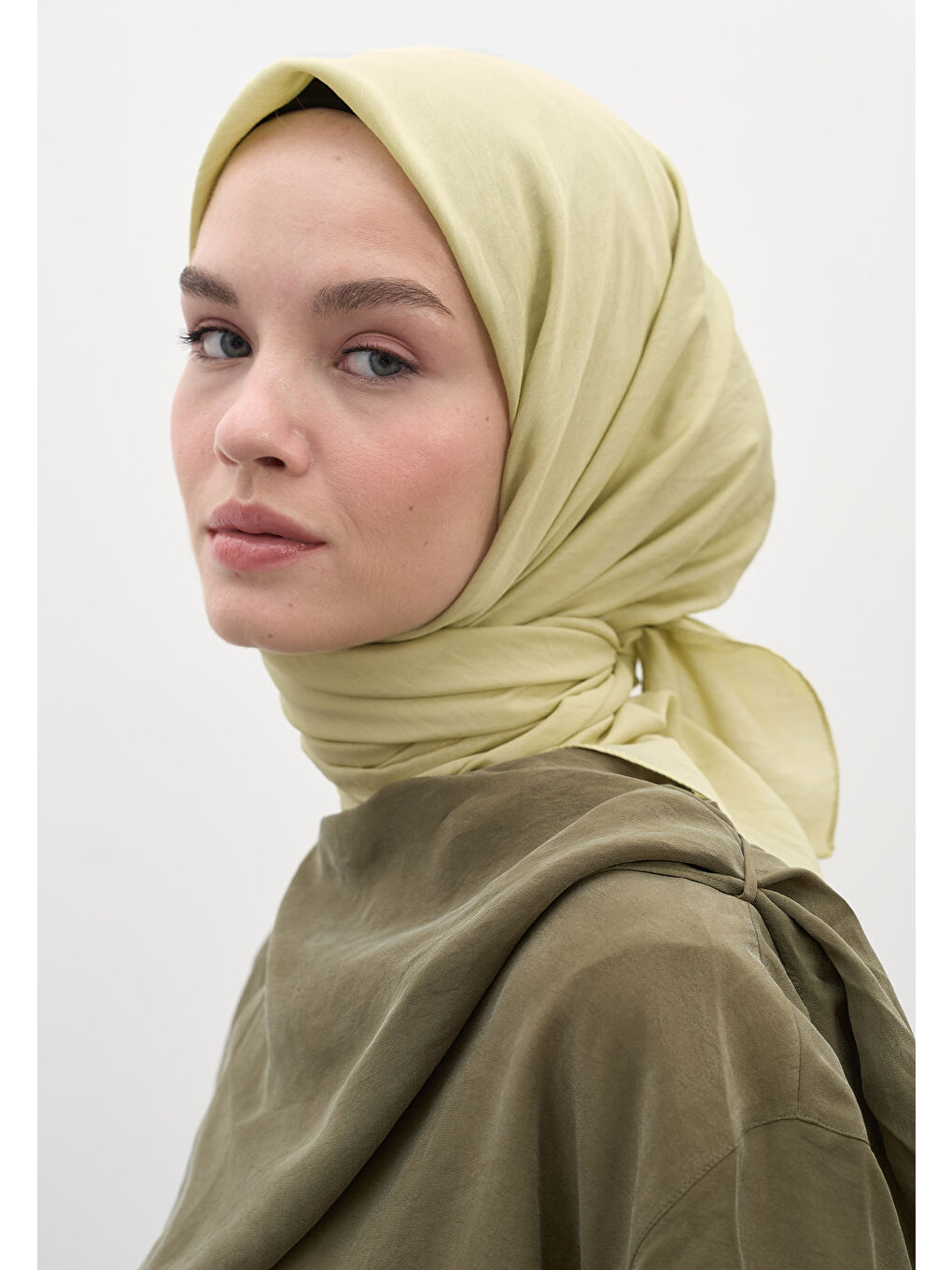 Yeşil Pamuk Viskon Eşarp Ihlamur-2