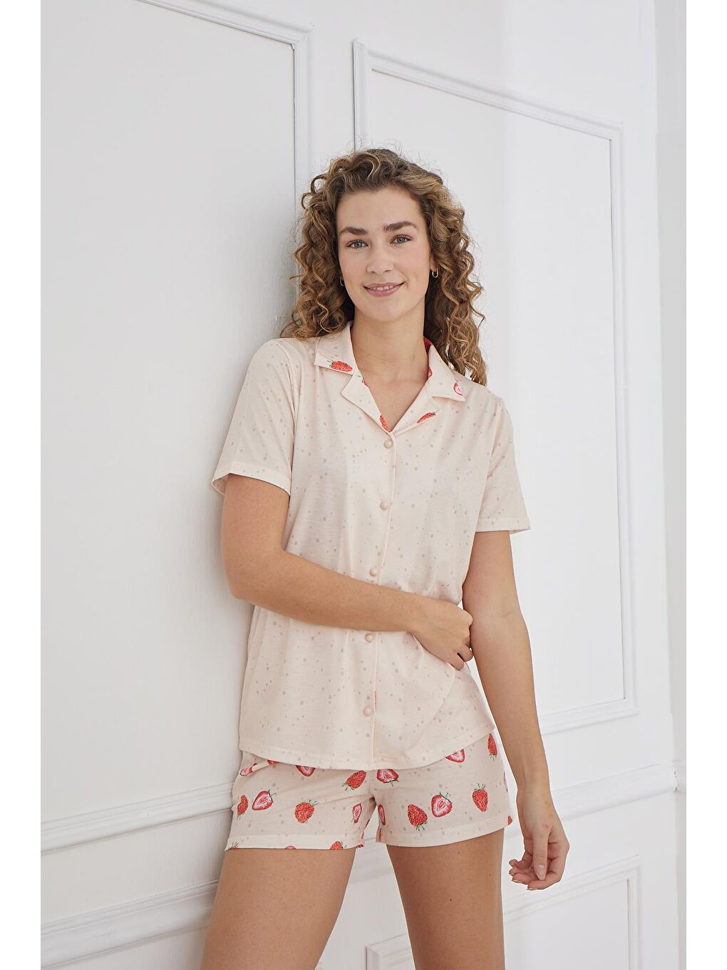 Pembe Kadın Çilek Desenli Polo Yaka Elastanlı Süprem Şort Takım   Somon 70115 1223