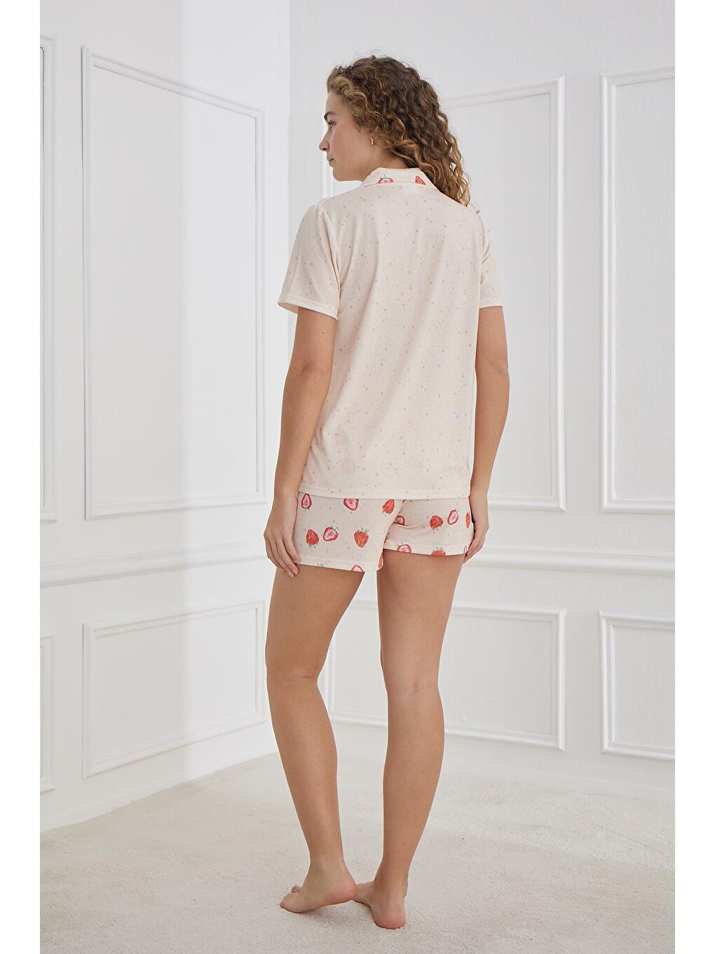 Pembe Kadın Çilek Desenli Polo Yaka Elastanlı Süprem Şort Takım   Somon 70115 1223-2