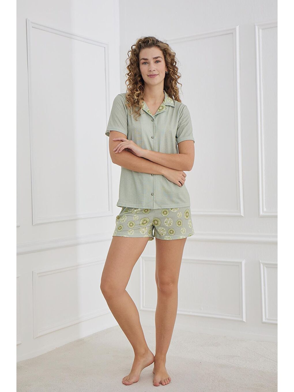 Kadın Desenli Polo Yaka Elastanlı Süprem Şort Takım   Yeşil 70115 1222-1