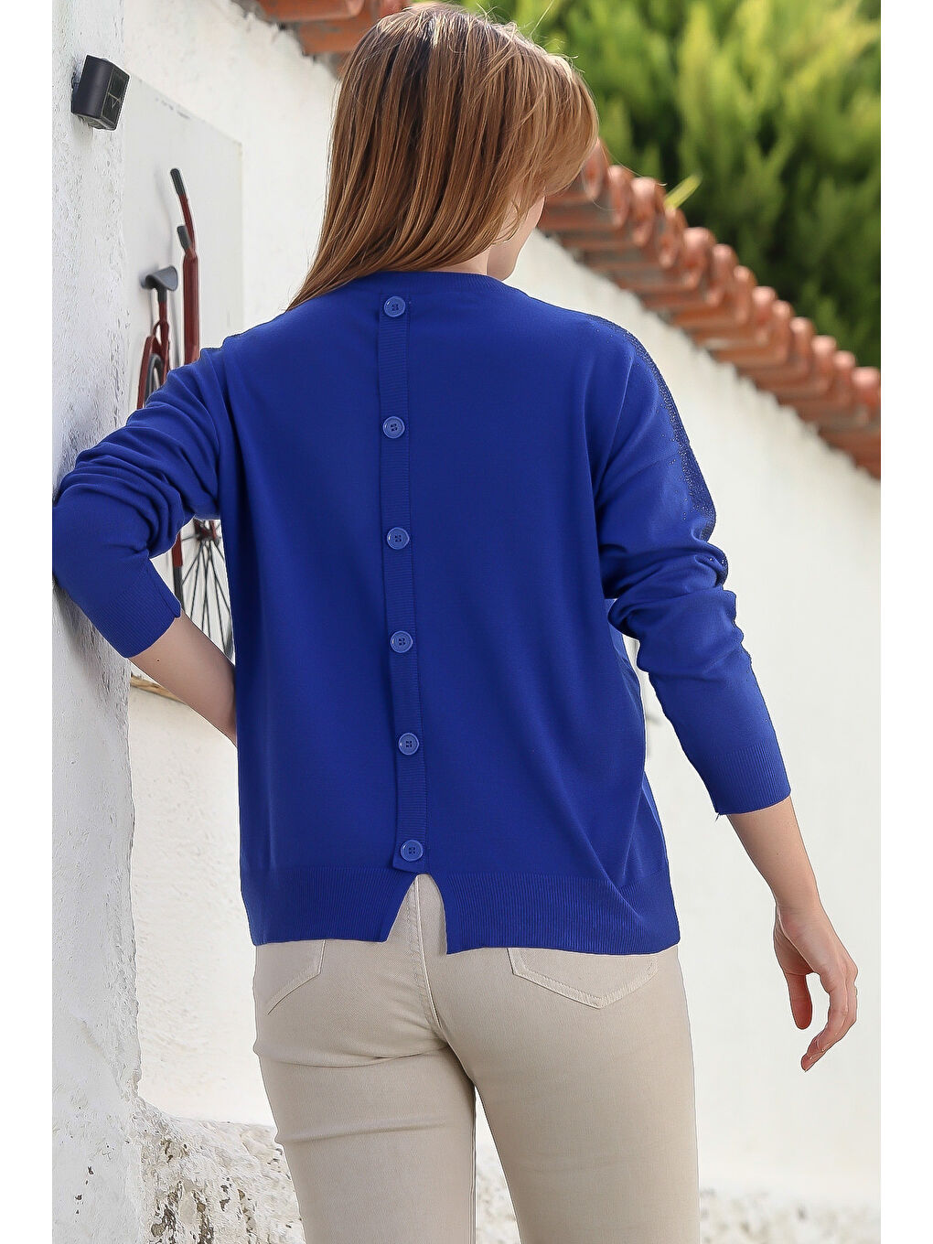 Mavi Yuvarlak Yaka Uzun Kol Arkası Düğmeli Taşlı Casual Triko Kazak 65 60-6