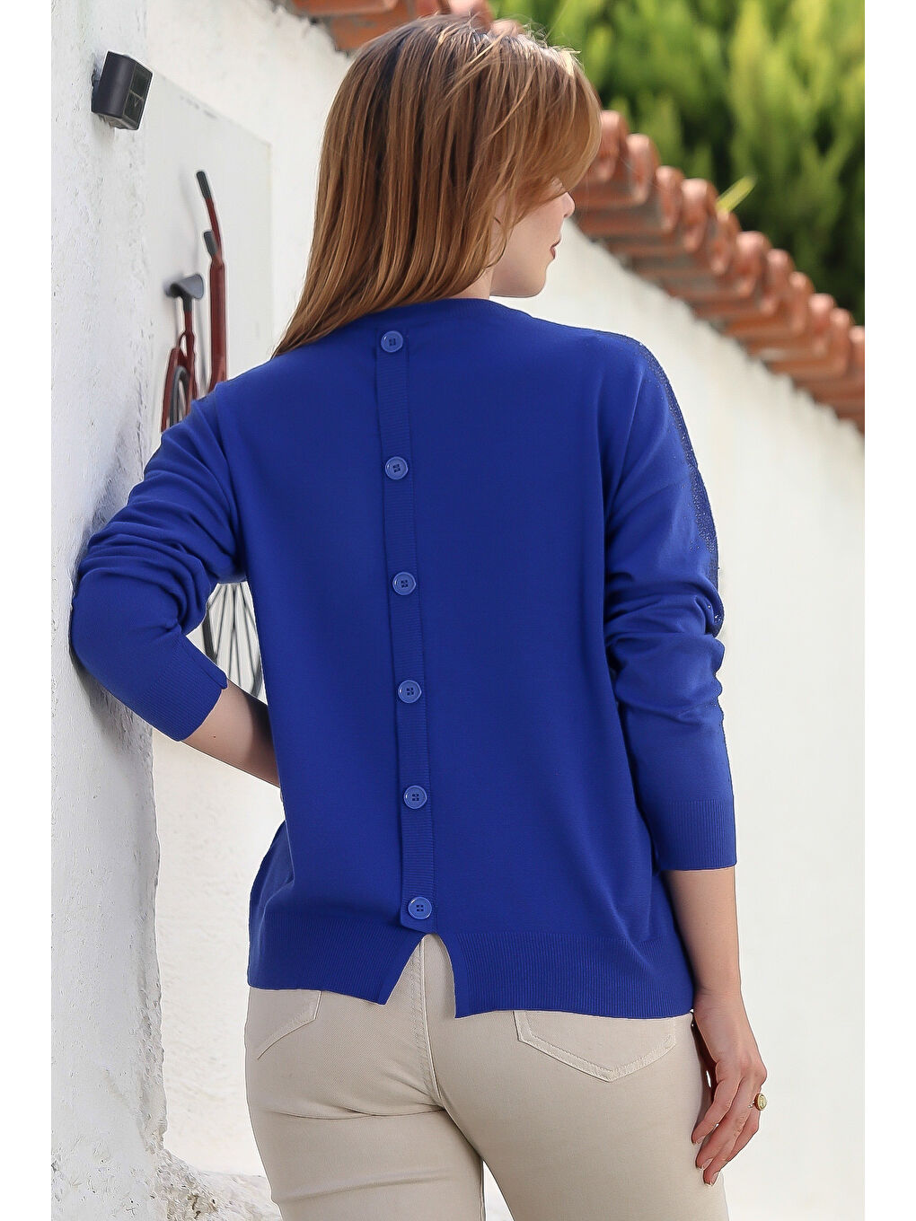 Mavi Yuvarlak Yaka Uzun Kol Arkası Düğmeli Taşlı Casual Triko Kazak 65 60-7