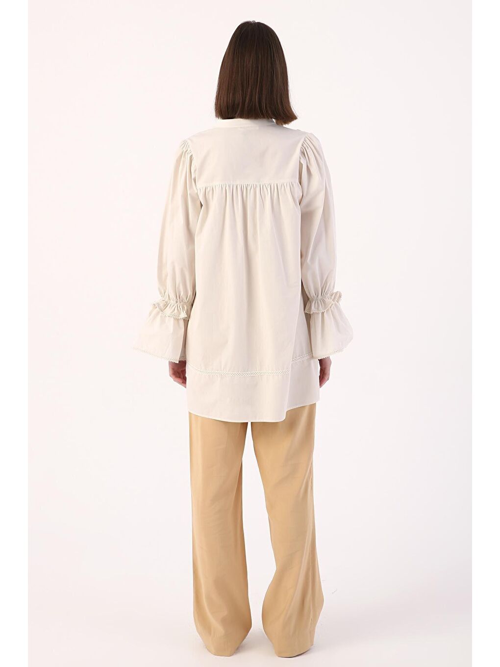 Bej Taş %100 Pamuk Kolu Fırfırlı Fistolu Tunik-3