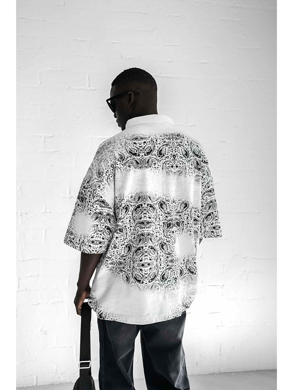 Erkek Polo Yaka Yarım Fermuarlı Baskılı Tişört Beyaz-2