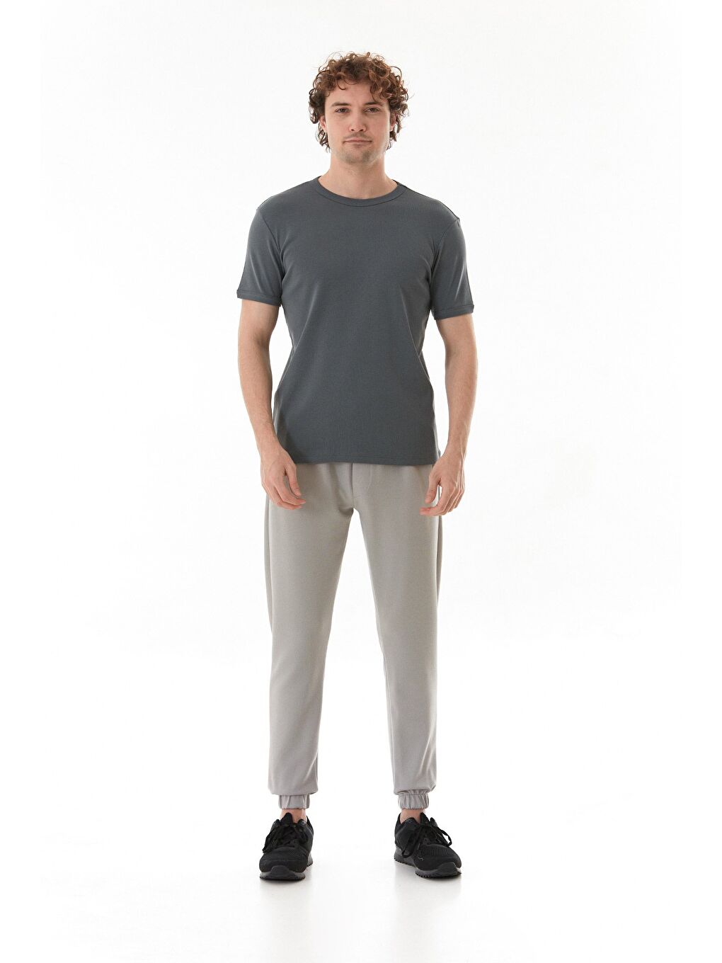 Gri Basic Bisiklet Yaka Ribanalı Tişört-1