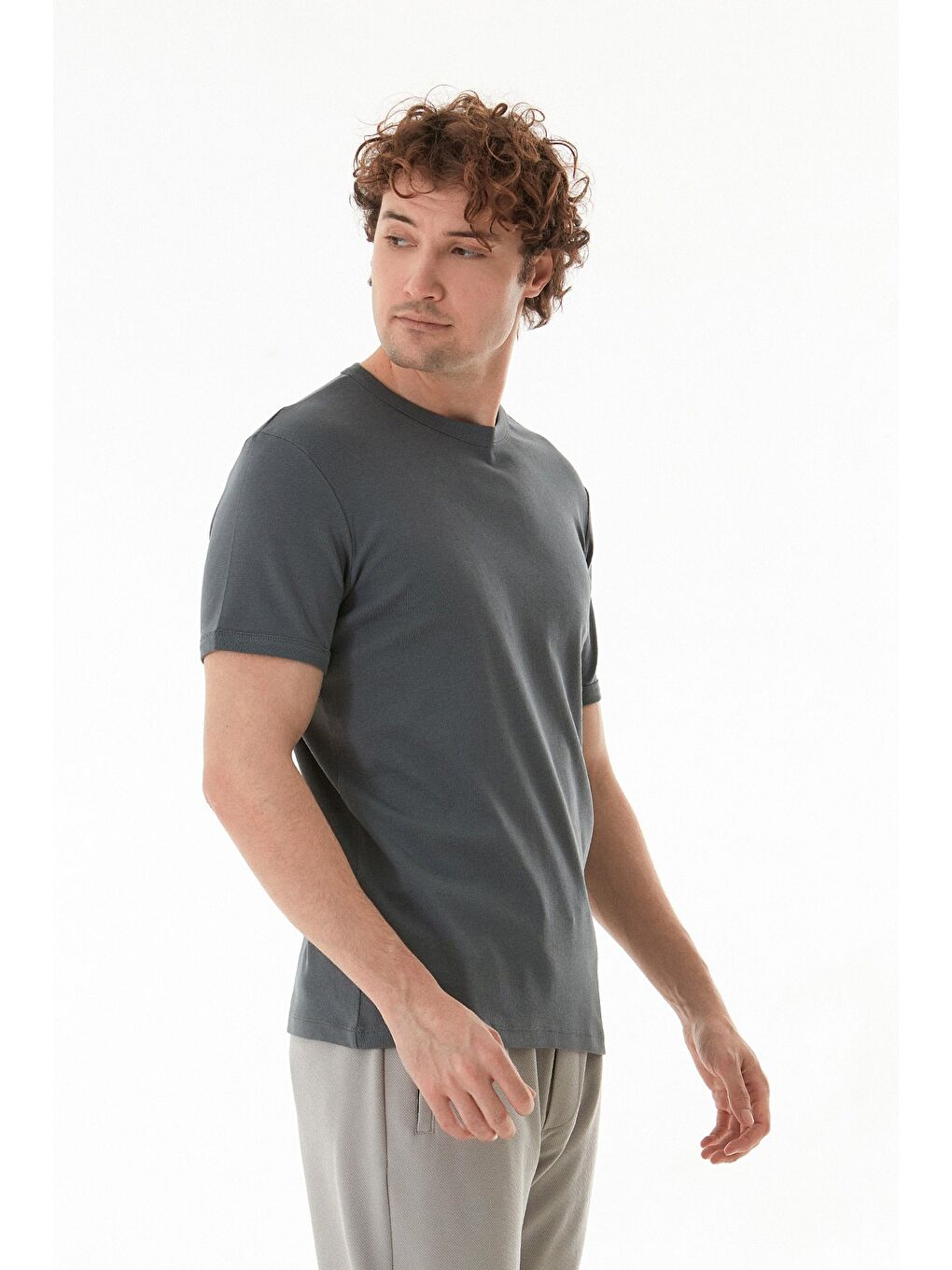 Gri Basic Bisiklet Yaka Ribanalı Tişört-2