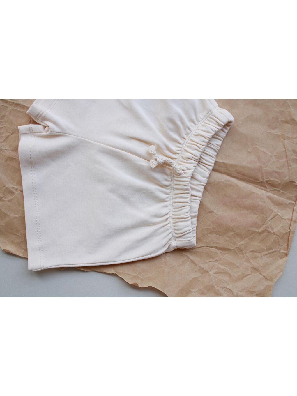 Ekru Krem Basic Şort-1