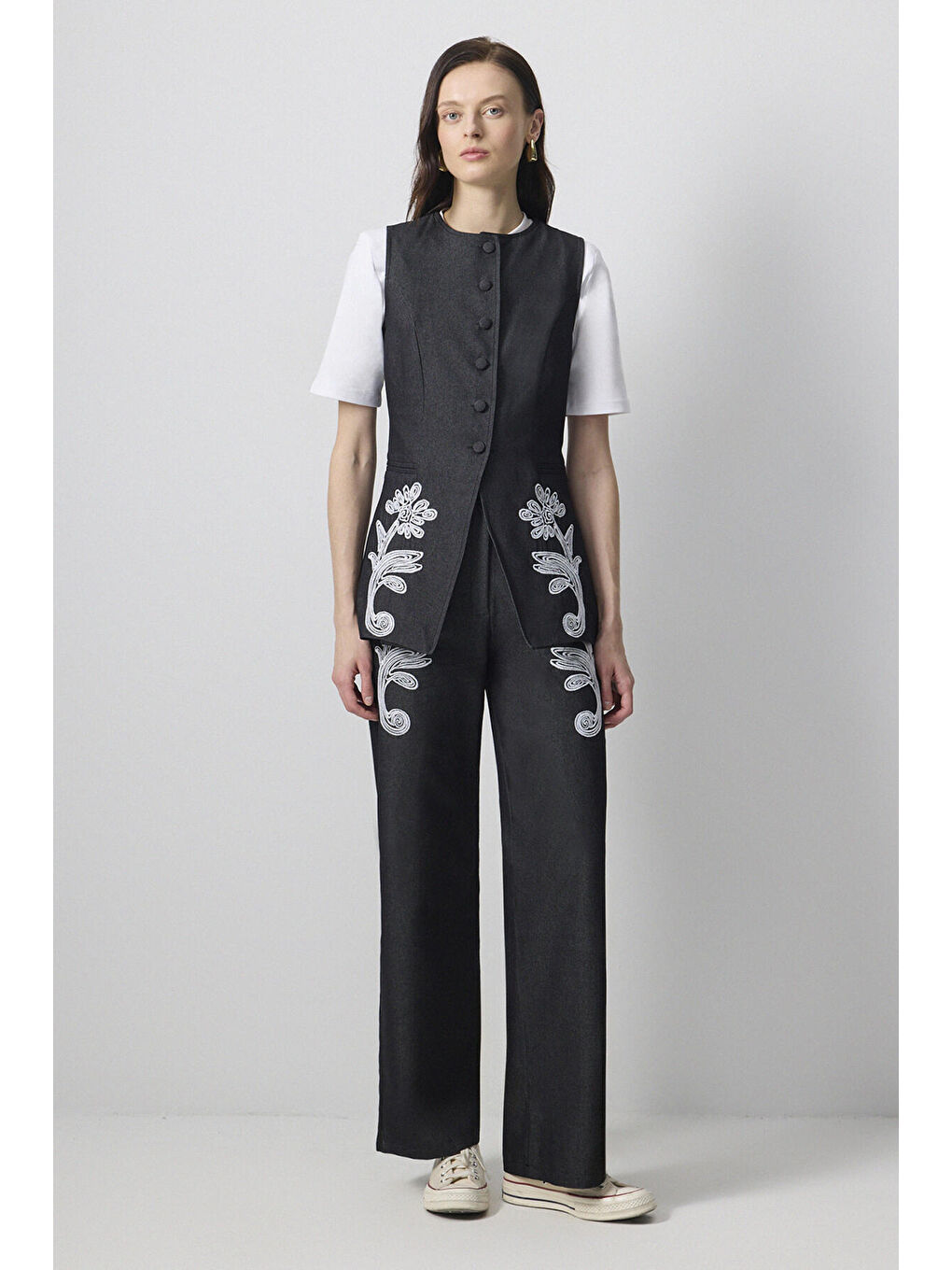 Siyah Nakış Detaylı Denim Yelek Pantolon Takım
