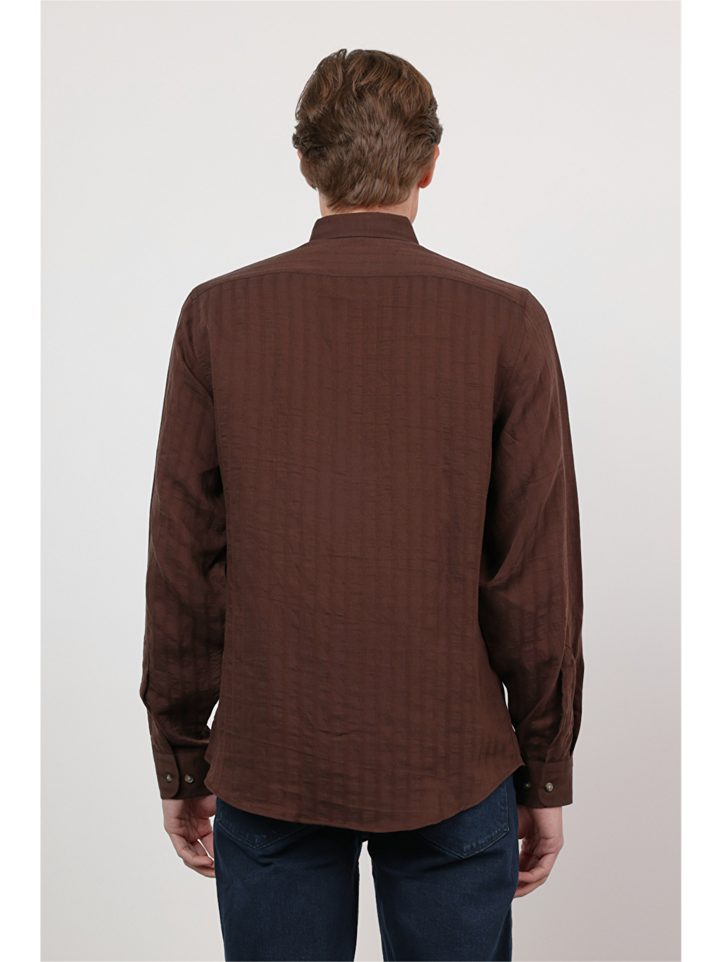 Kahverengi Düğmeli Yaka Uzun Kol Cepsiz Slim Fit Gömlek 1004260165-4