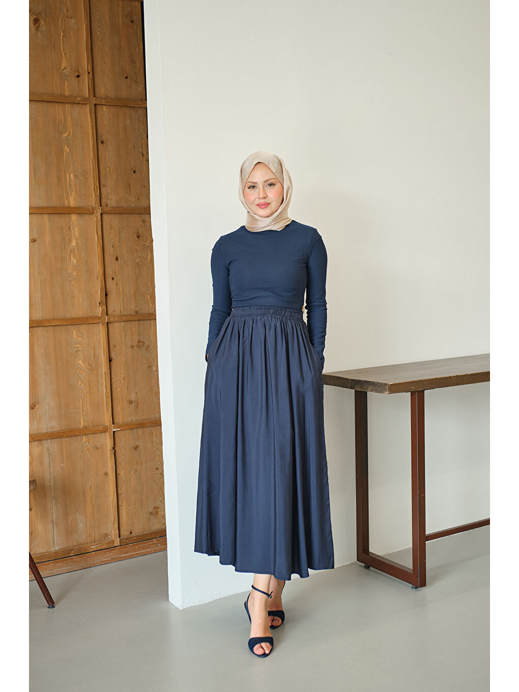 Kadın Kırışık Kloş Etek Lacivert-2