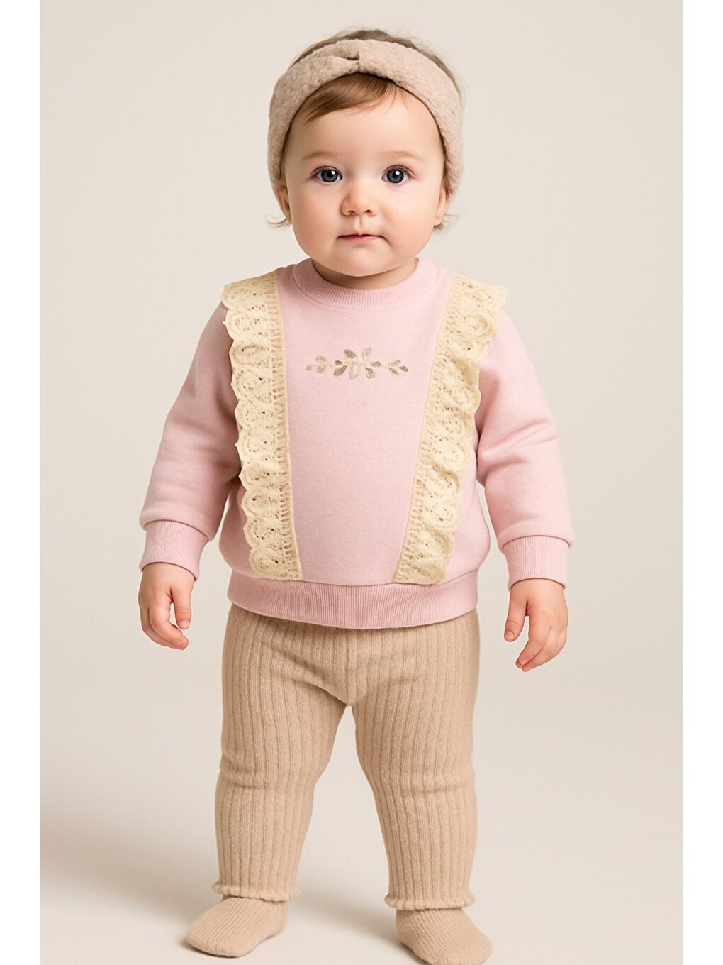 Pembe Kız Bebek Dantelli Çiçek Nakışlı 2’li Sweatshirt ve Ribana Pantolon Takım
