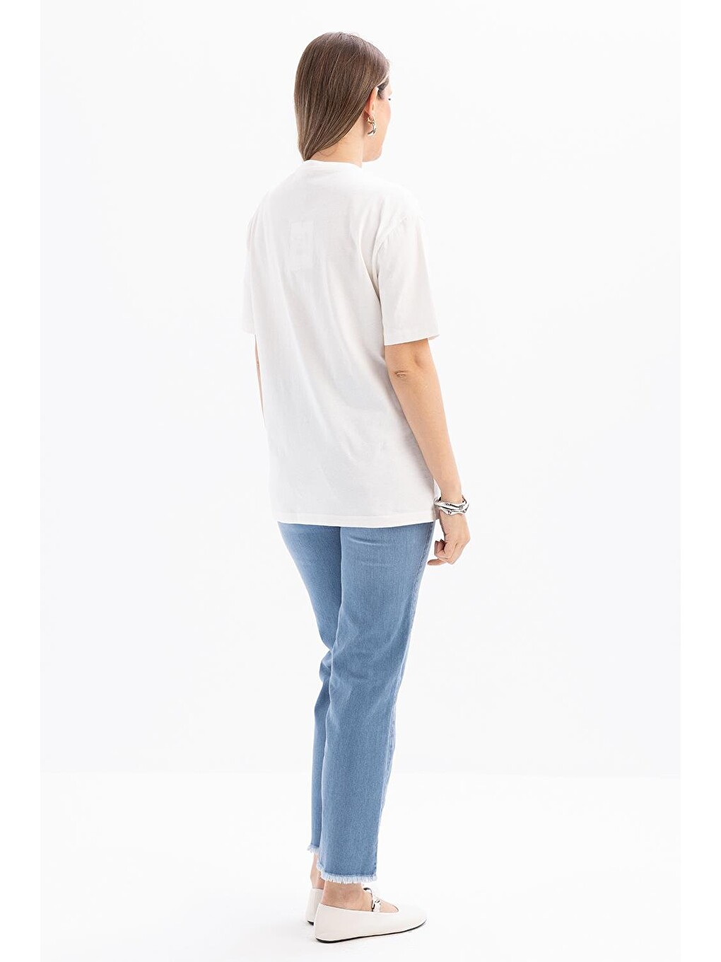 Ekru-kısa Kollu Nakış Detaylı Süprem Tshirt-3
