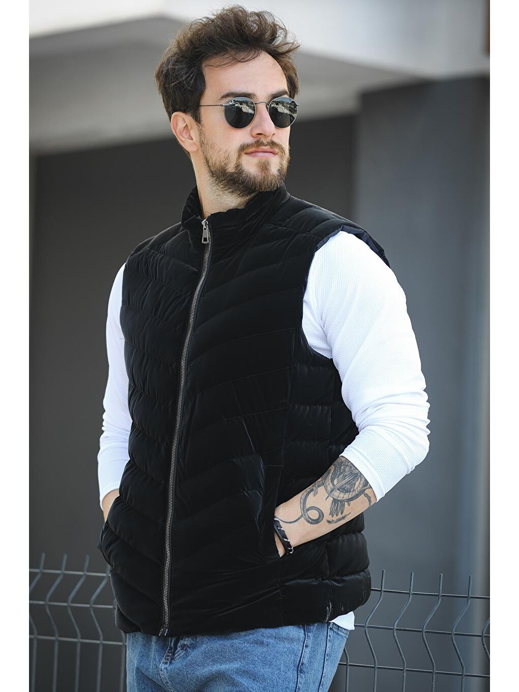 Siyah Faxy Cepli Dik Yaka Nova Parlak Kumaş Erkek Şişme Yelek-1