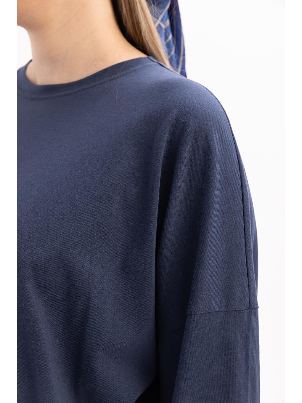 İndigo-arkası Uzun Süprem T-shirt-4
