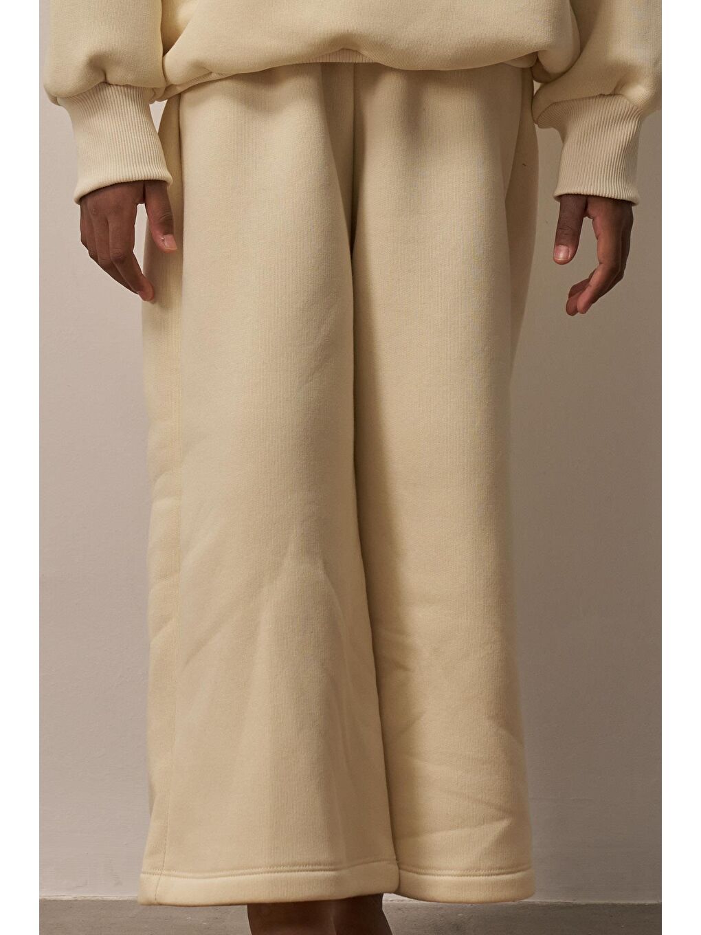 Ekru Krem Wide Leg Eşofman Altı-1