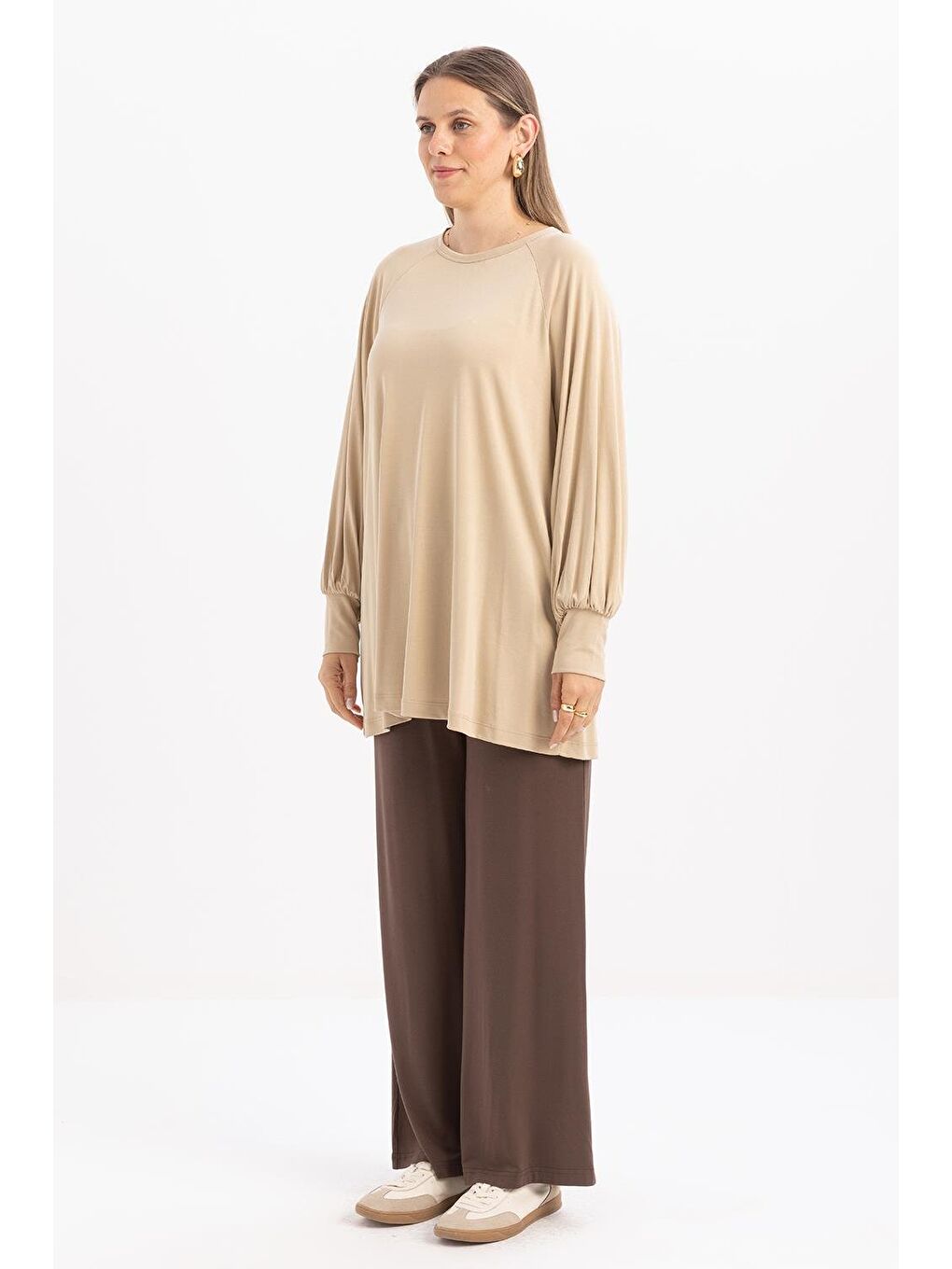 Bej-Pamuklu Kolları Büzgülü Uzun Kollu Elastanlı T-Shirt-2