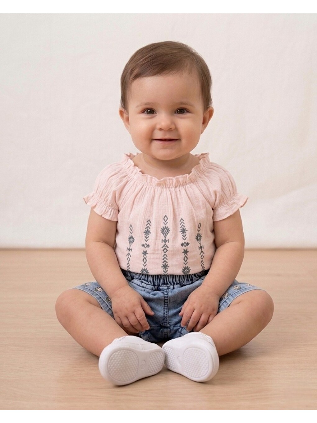 Pembe Kız Bebek Yazlık Jean Şortlu Çiçek Baskılı T-shirtlü 6-9-12-18-24 Aylık 2'li Bayramlık Alt Üst Takım-2