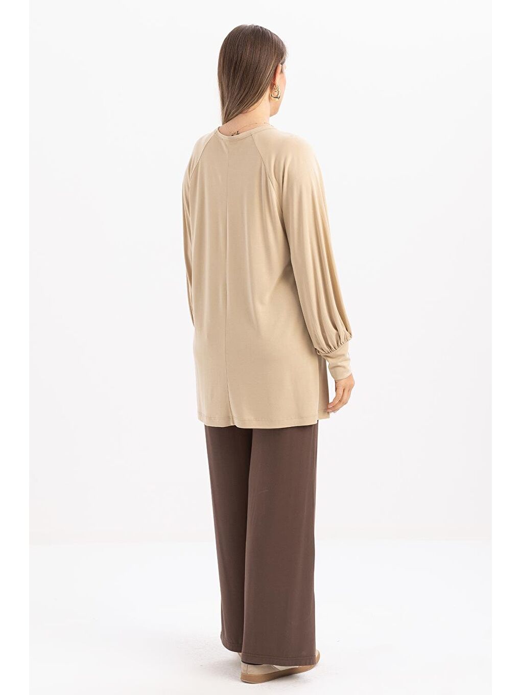 Bej-Pamuklu Kolları Büzgülü Uzun Kollu Elastanlı T-Shirt-3