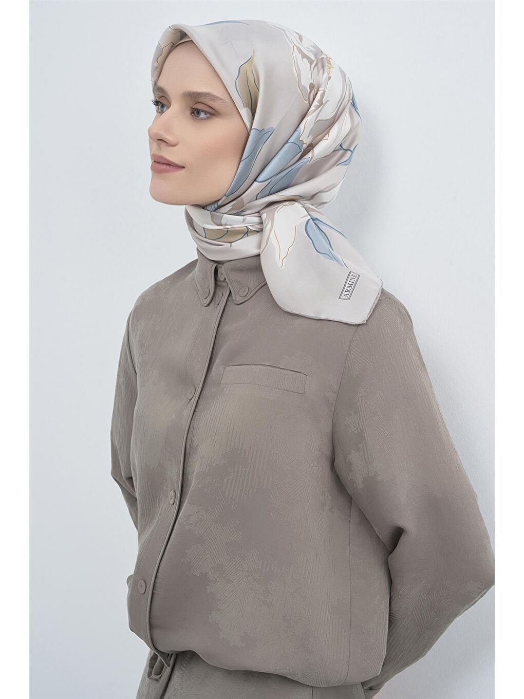 Bej Saf İpek Twill Eşarp 9509D 05-2