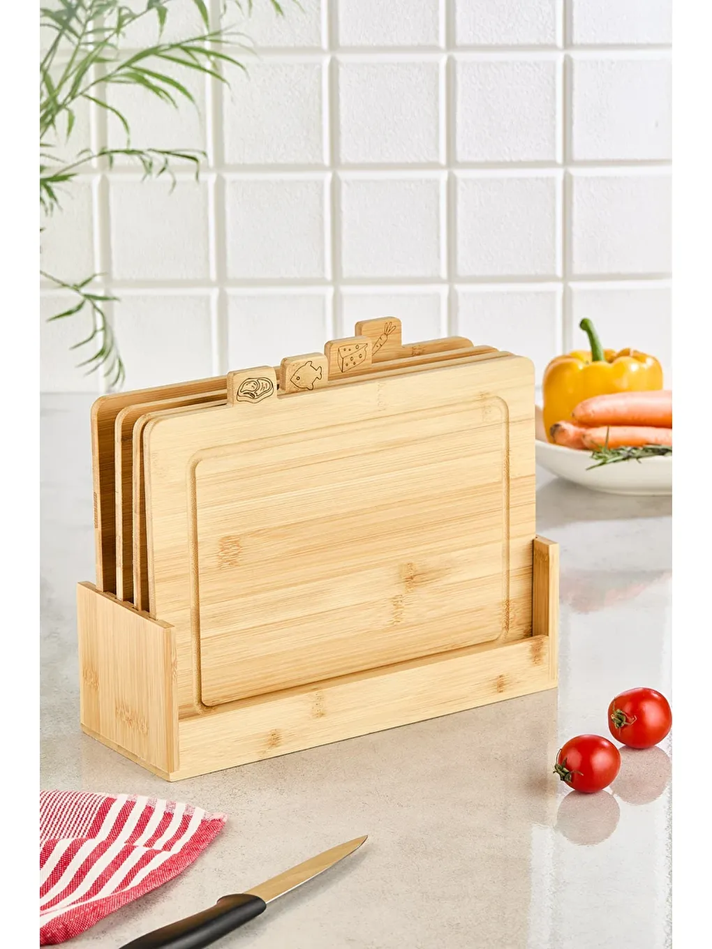 Karışık Bambu 4' lü Standlı Kesme Tahtası Seti-1