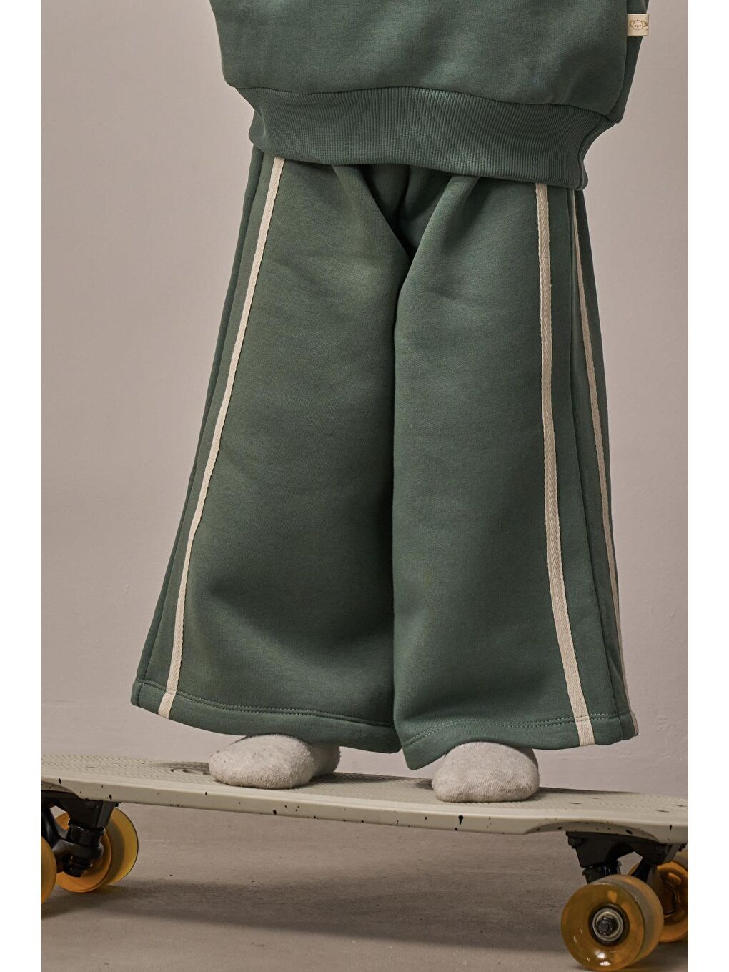 Yeşil Nefti Wide Leg Eşofman Altı-4