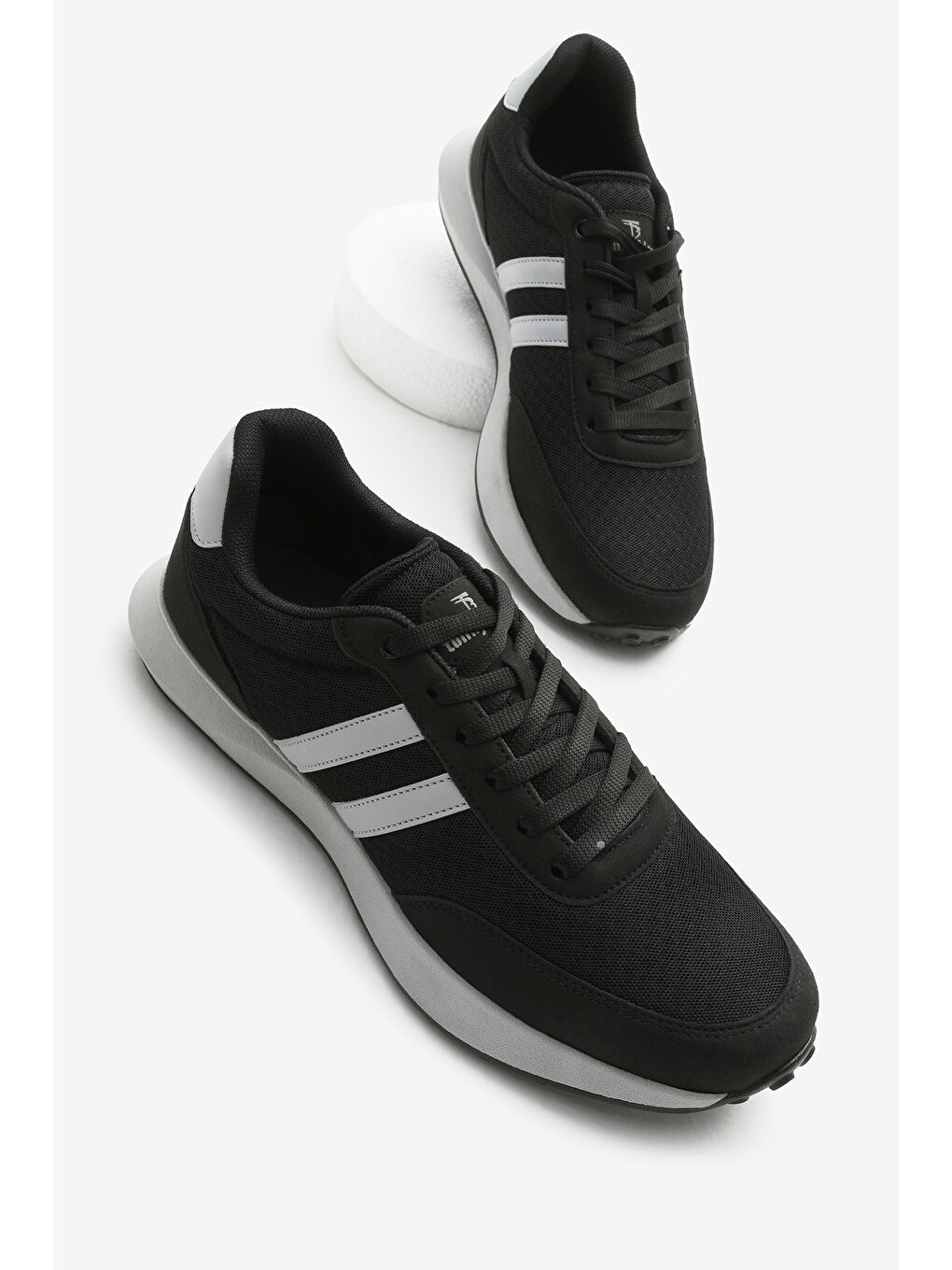 Erkek Siyah Buz Termo Taban Şeritli Nefes Alabilen Kumaş Bağcıklı Spor Ayakkabı