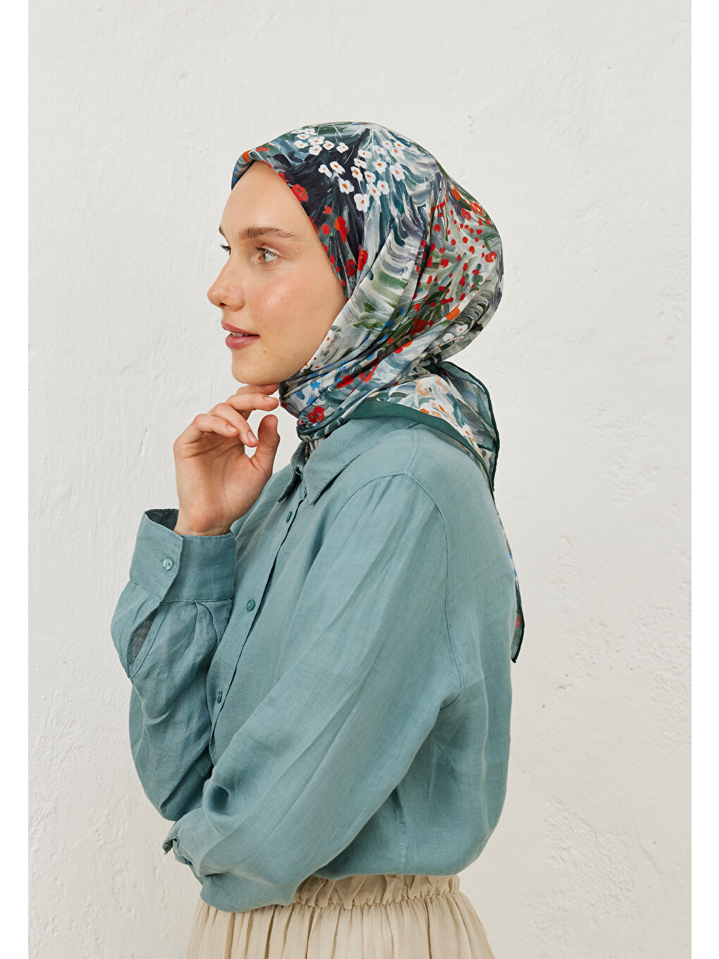 Botanic Desen Pamuk Vual Eşarp İndigo-1