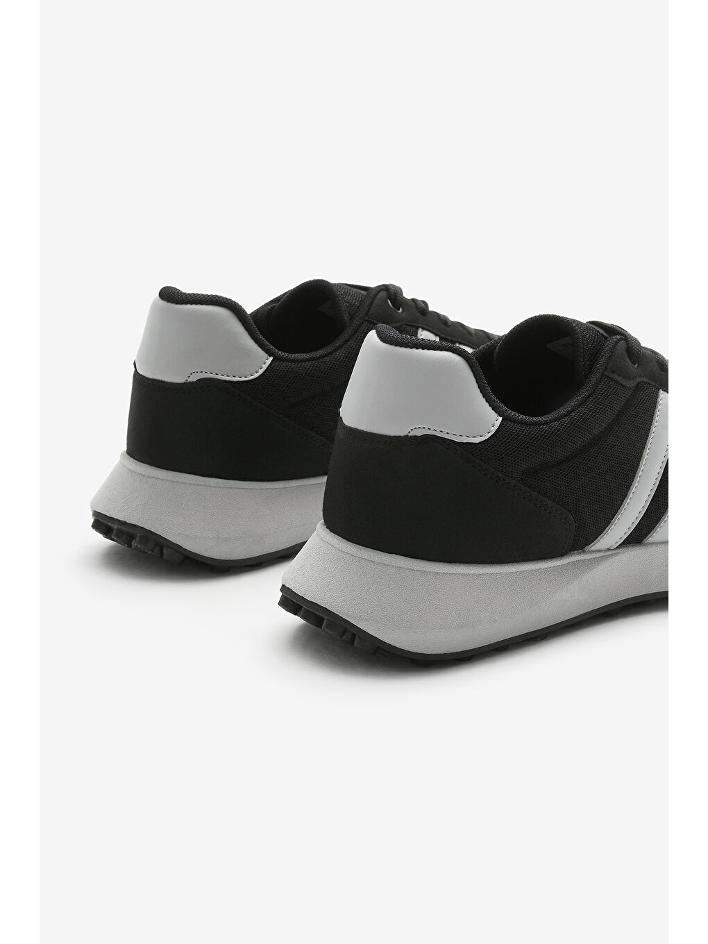 Erkek Siyah Buz Termo Taban Şeritli Nefes Alabilen Kumaş Bağcıklı Spor Ayakkabı-4