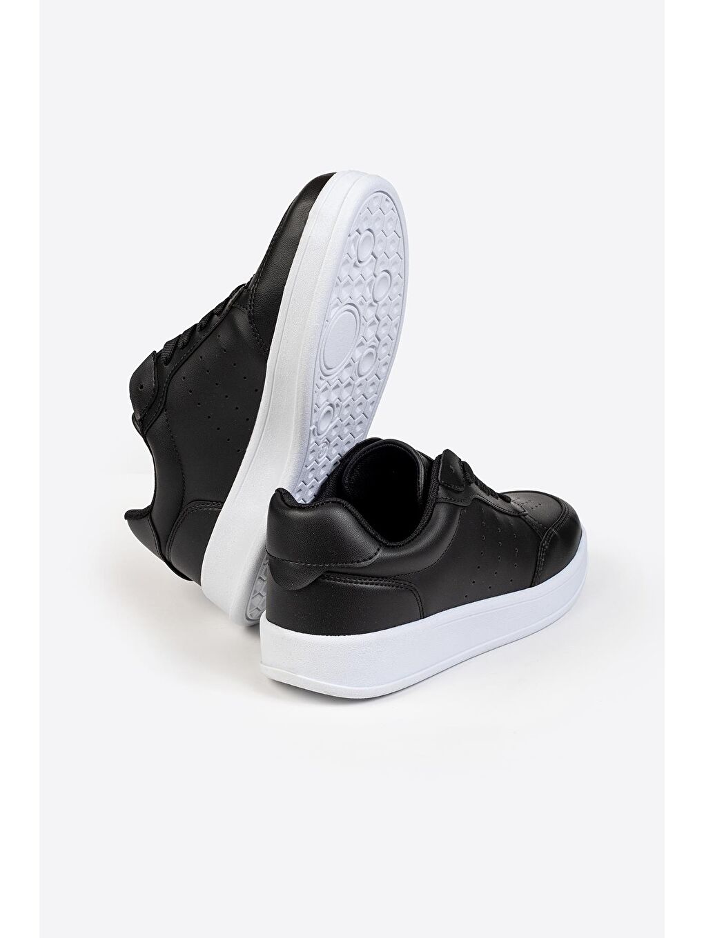 Siyah Kadın Spor Ayakkabı-4