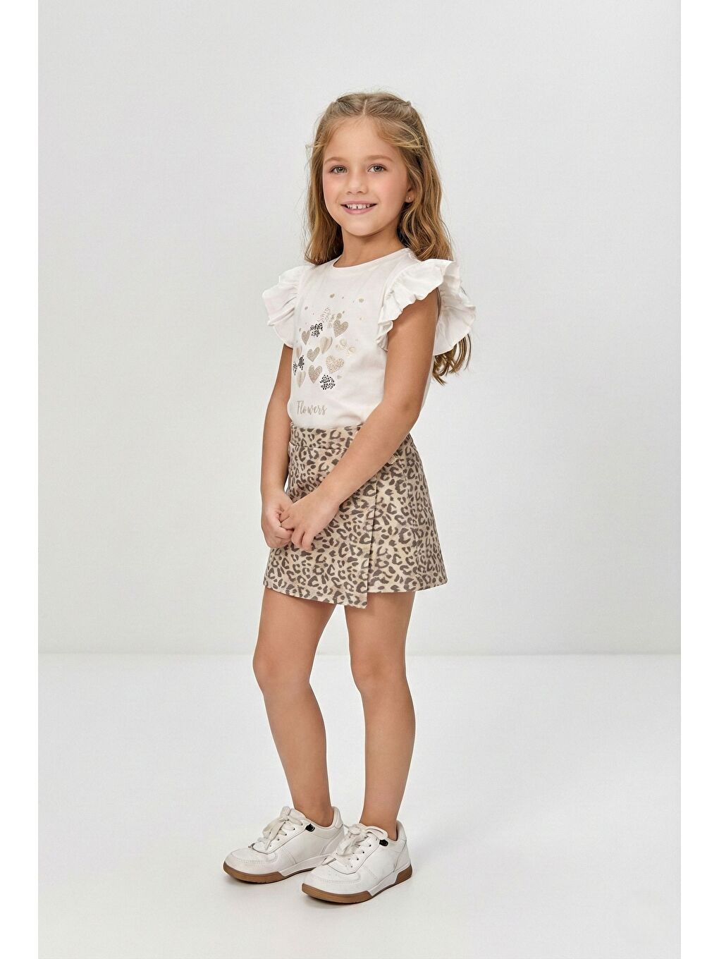 Beyaz Kız Çocuk Leopar Şort Etek & Fırfırlı Tişört 2li Tarz Kombin M00801-3