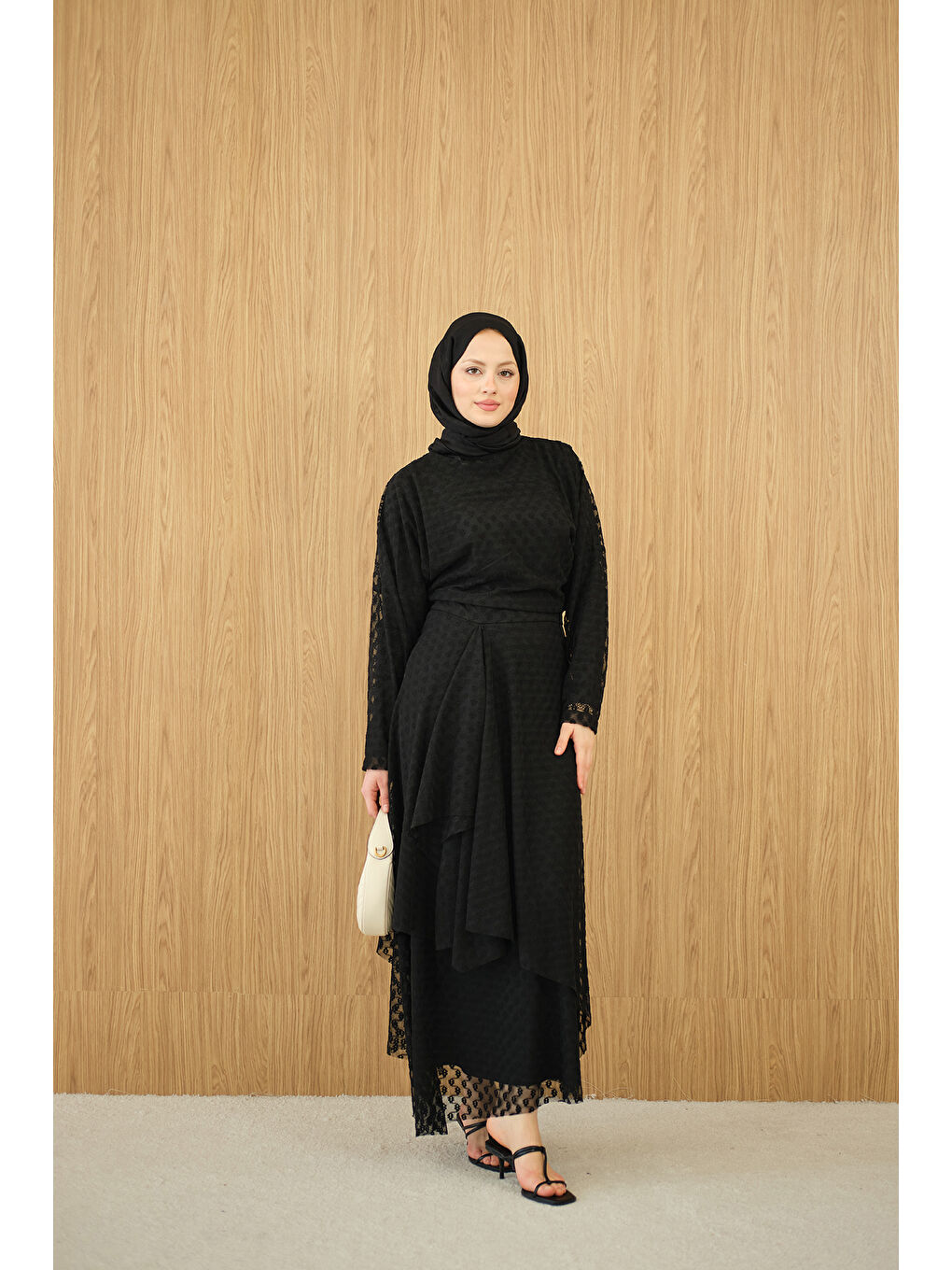 Kadın Kendinden Desenli Etekli Takım Siyah-3