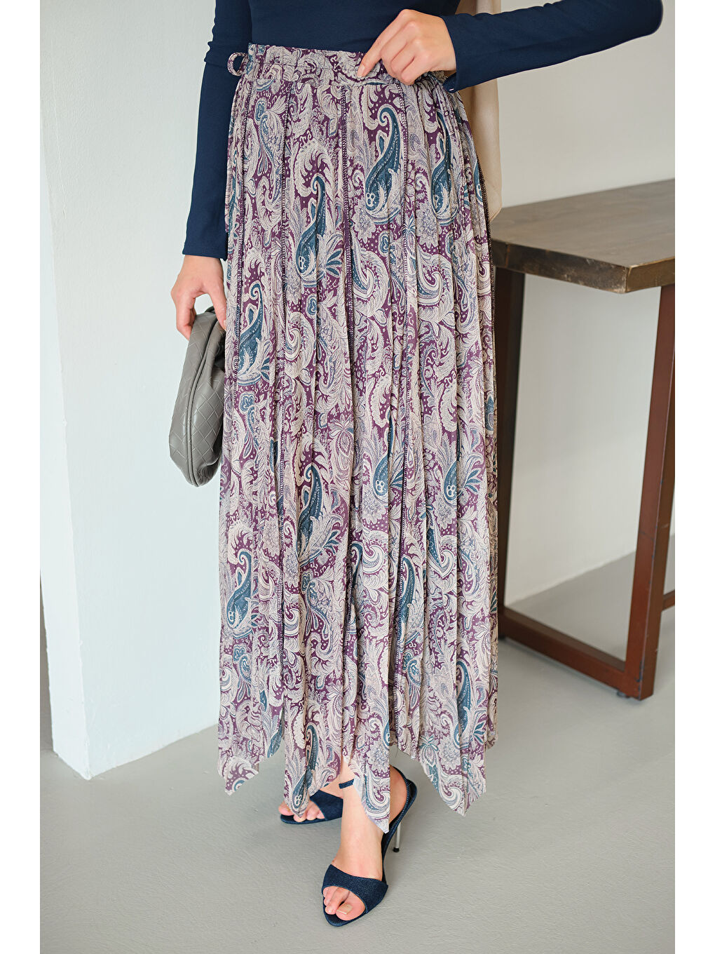 Kadın Asimetrik Kesim Etnik Desenli Şifon Etek Mor-1