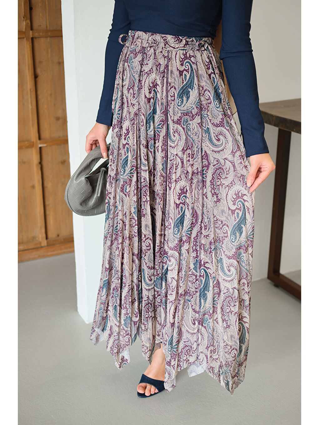 Kadın Asimetrik Kesim Etnik Desenli Şifon Etek Mor-4