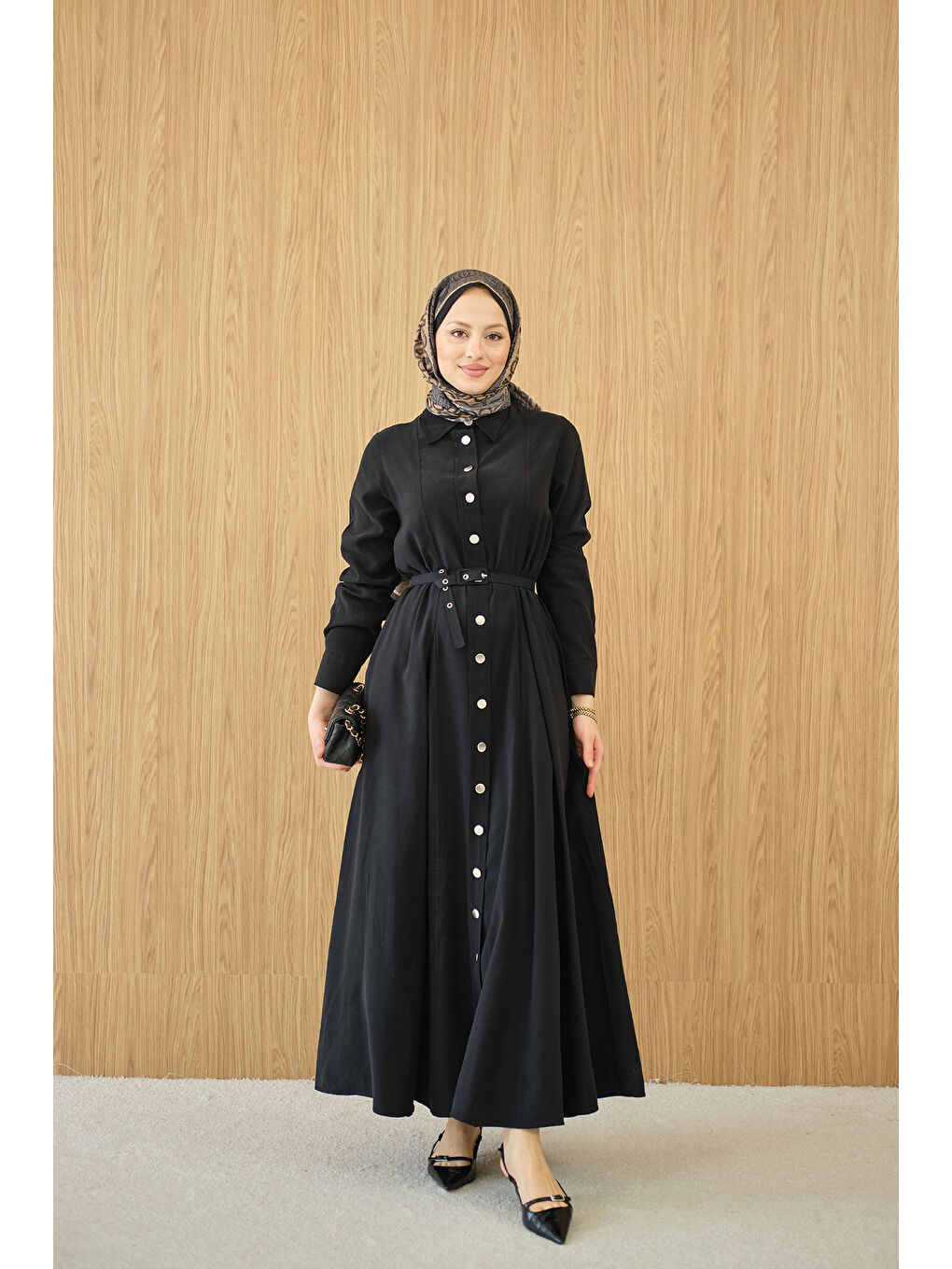Kadın Boydan Düğmeli Kemerli Elbise Siyah-4