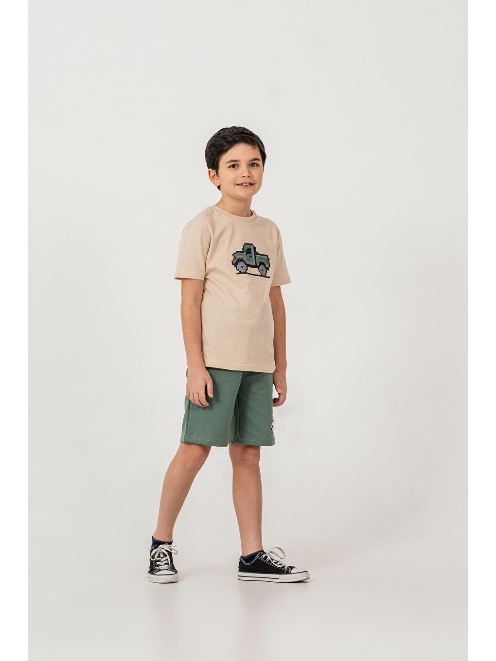 Yeşil Üst Ön Orta Baskılı Alt Sol Bacak Baskılı Erkek Çocuk Şort - Tişört Takımı